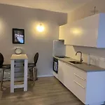 Studio Apartment Luxe- 10Min To Old Town