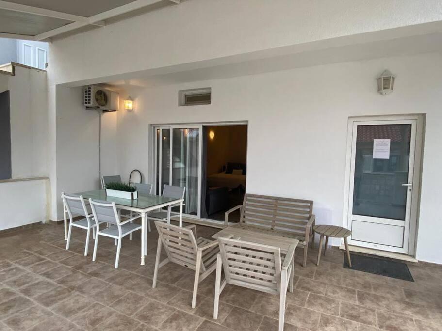 Luxe- 10min To Old Town Apartamento